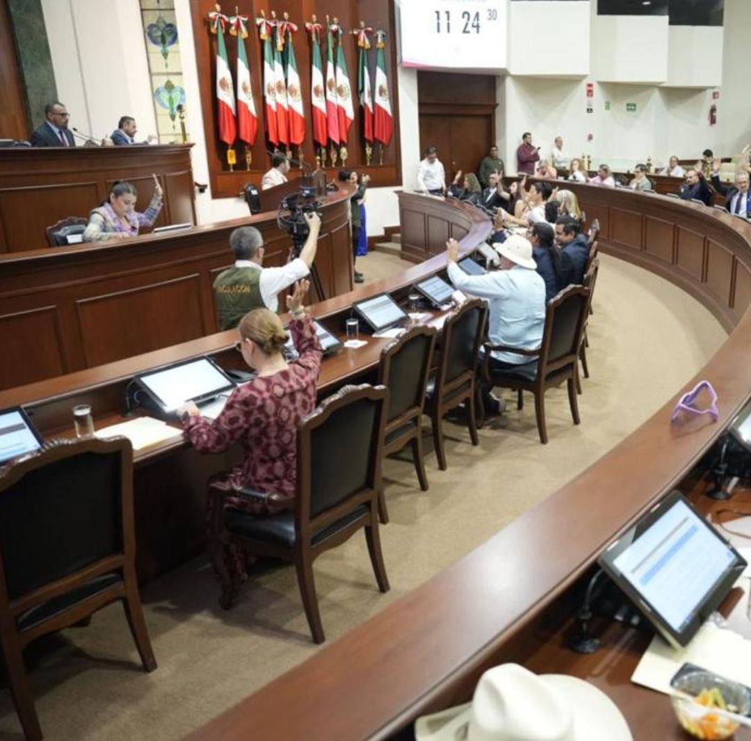 Sesión en Congreso de Sinaloa